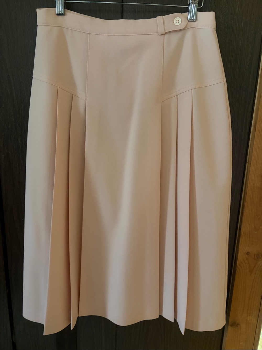 Vintage Mr. K Classic Pleated Midi Skirt in Blush Pink Minimalist Elegance